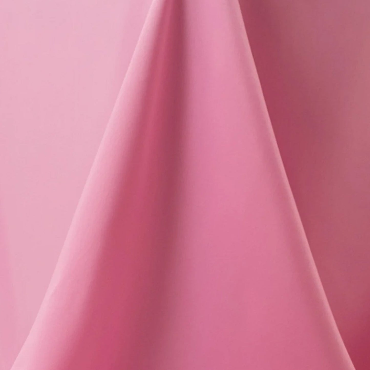 Premium Polyester 90" Round Tablecloth Pink - Stain and Wrinkle-Resistant Design with 220GSM Thickness Table Cover