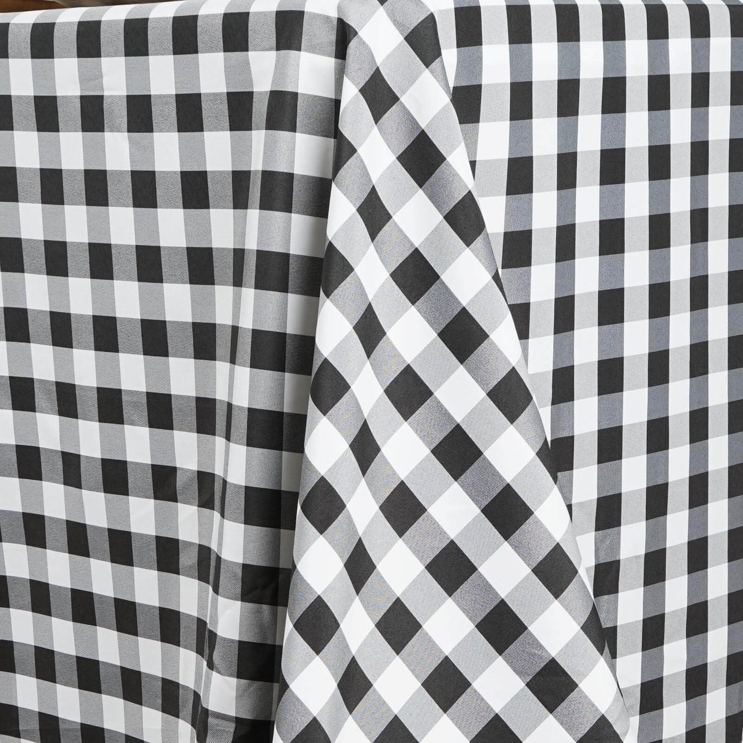 Polyester 90"x156" Rectangle Tablecloth White/Black - Seamless Checkered Buffalo Plaid Design for Rustic Occasions