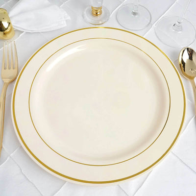 10-Pack Plastic Dinner Plates Ivory with TrÃ¨s Chic Gold Rim - Disposable Party Plates for Gatherings 10"