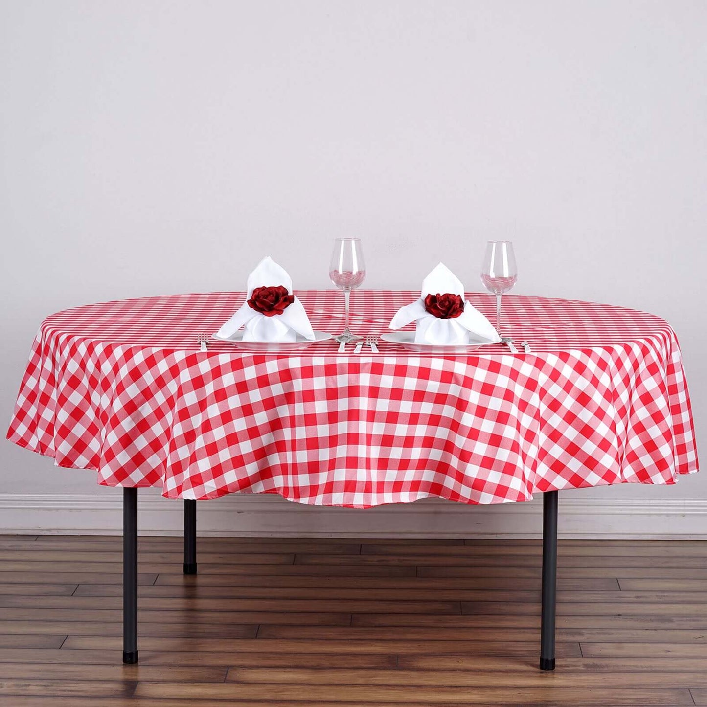 Polyester 70" Round Tablecloth White/Red - Checkered Buffalo Plaid Table Cover