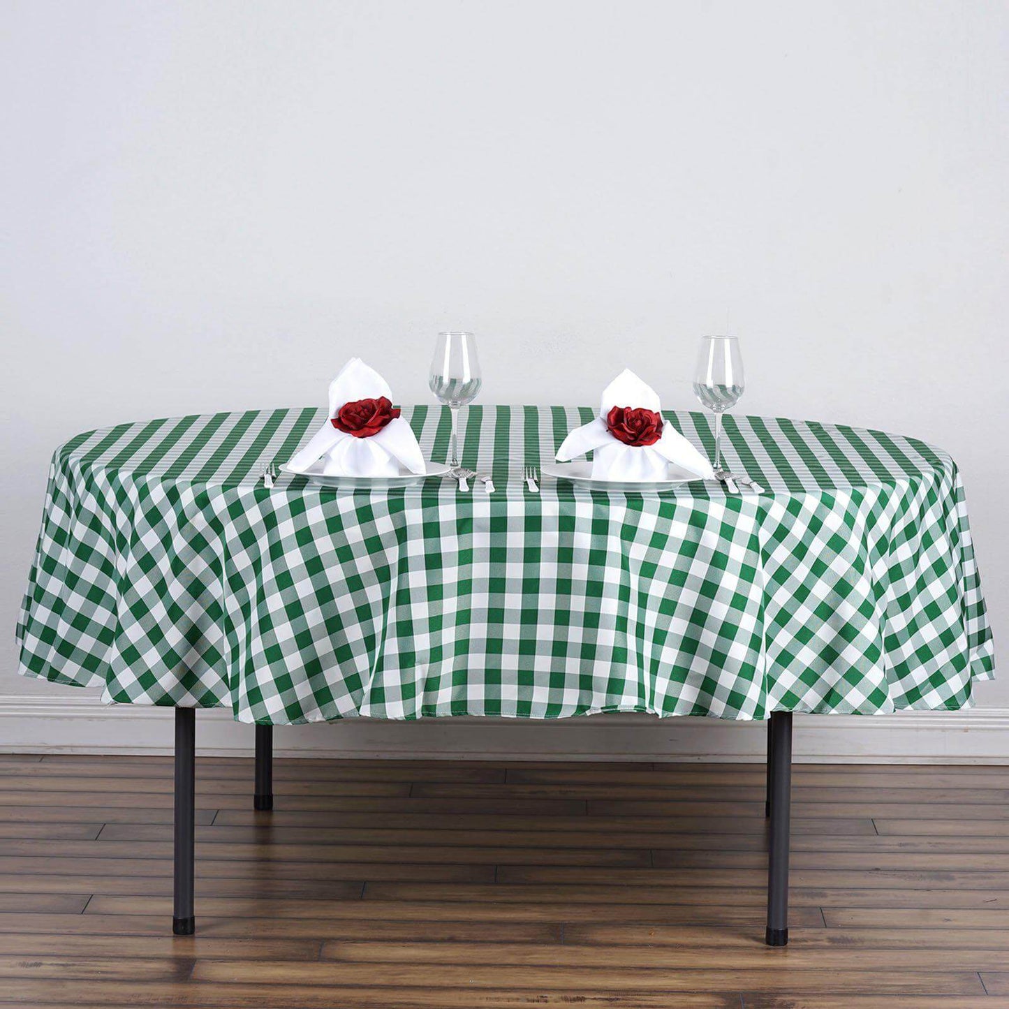 Polyester 70" Round Tablecloth White/Green - Checkered Buffalo Plaid Table Cover
