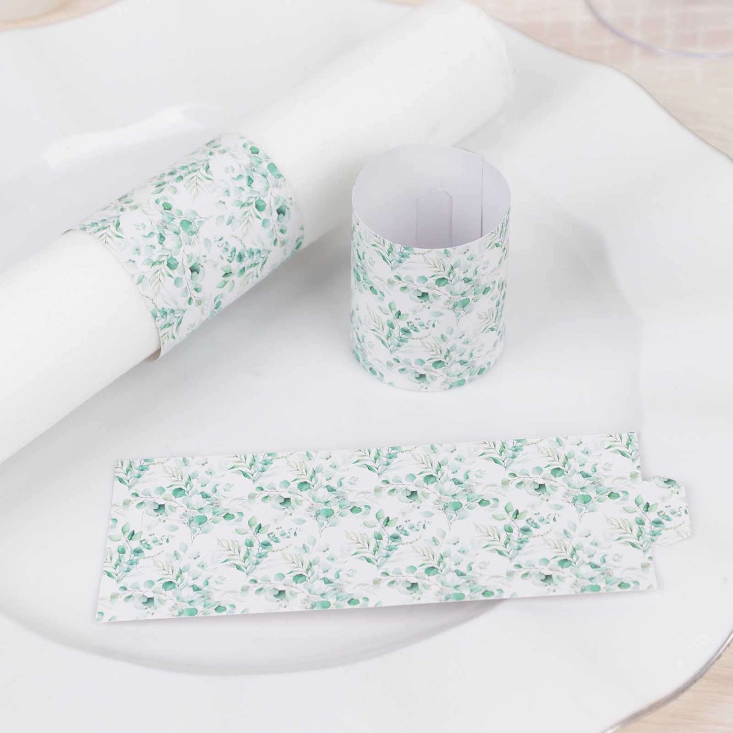 50 Pack White Green Paper Napkin Holder Bands with Eucalyptus Leaves, Disposable Napkin Rings - 1.5"