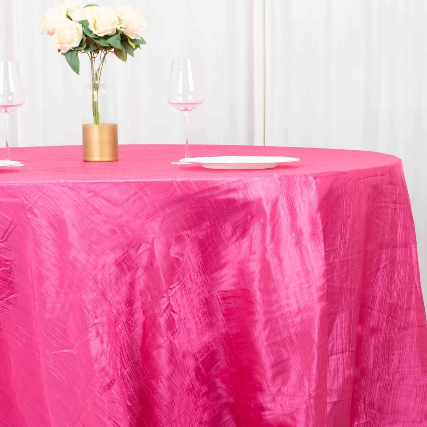 Taffeta 132" Round Tablecloth Fuchsia - Seamless Accordion Crinkle Table Cover