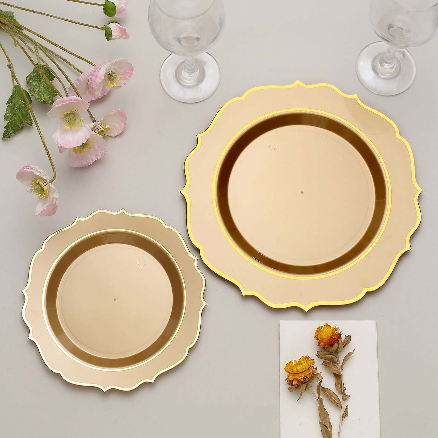 10-Pack Plastic 10" Round Dinner Plates in Gold with Gold Scalloped Rim - Disposable Party Plates