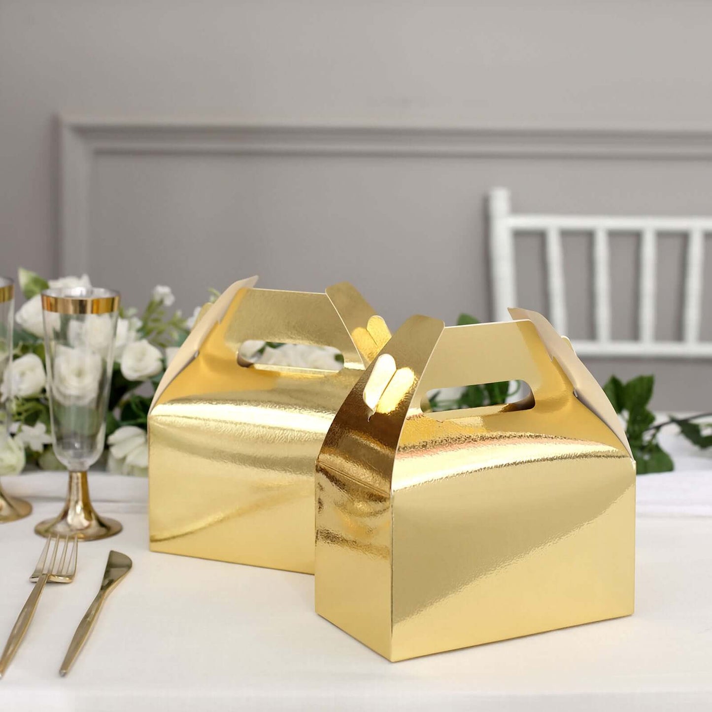 25 Pack Metallic Gold Candy Gift Tote Gable Boxes, Party Favor Treat Bags - 6"x3.5"x7"