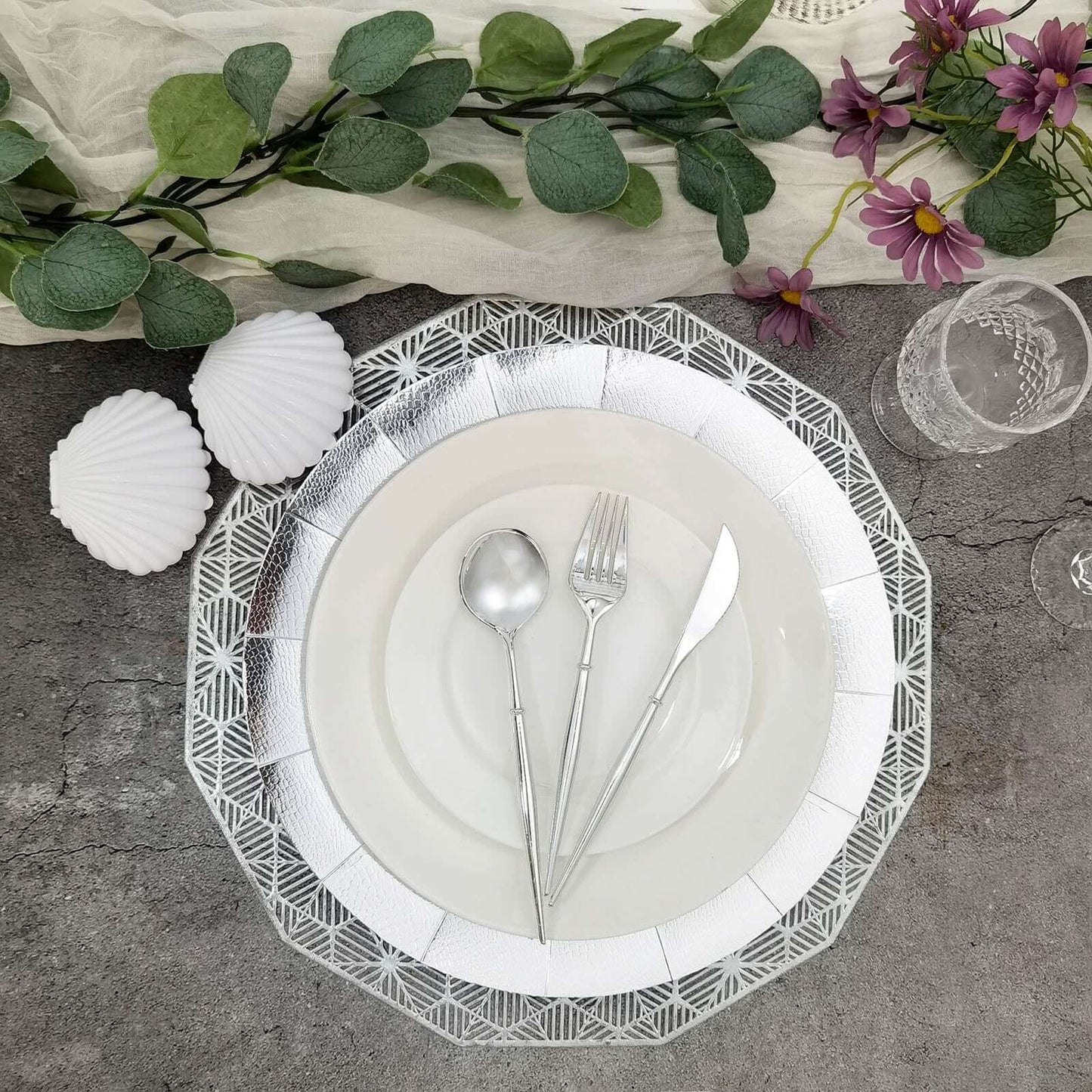 10-Pack Disposable Round Charger Plates in Silver with Leathery Texture - Durable 1100GSM Cardboard Placemats 13"