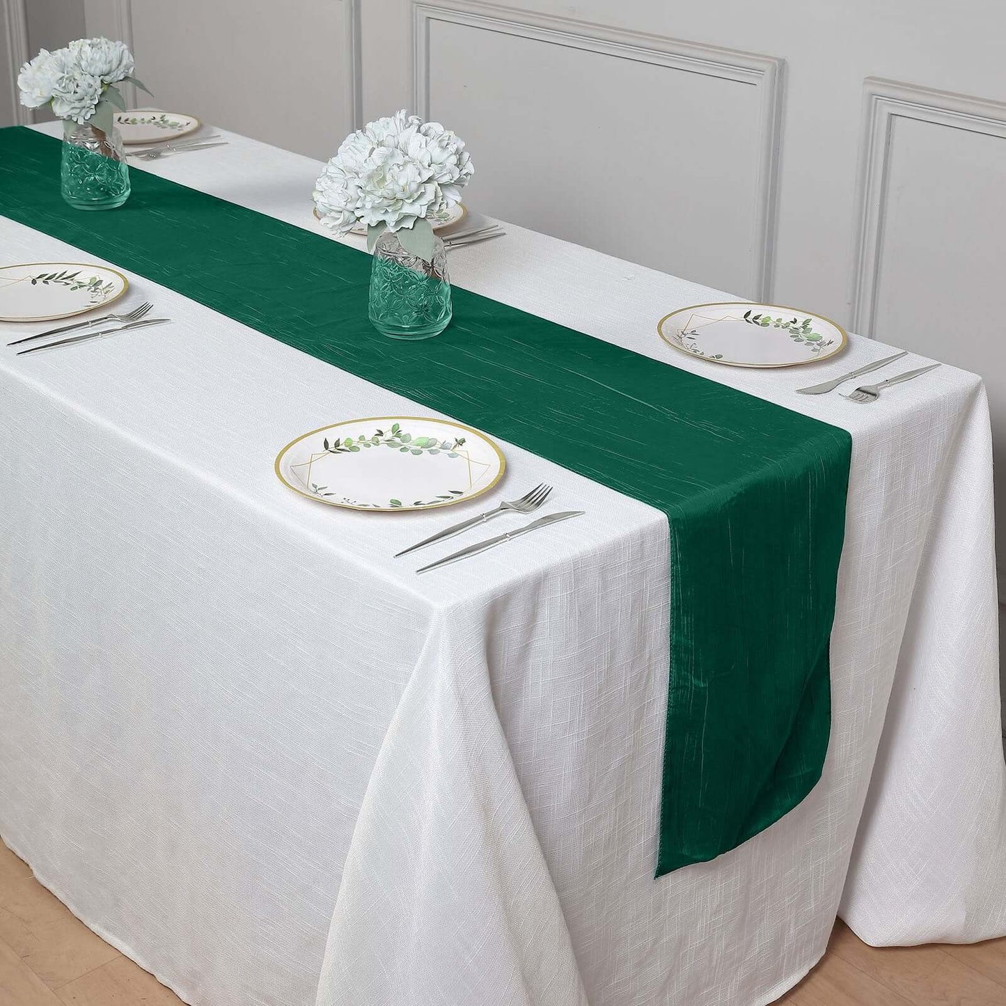 Taffeta 12"x108" Table Runner Hunter Emerald Green - Accordion Crinkle Design