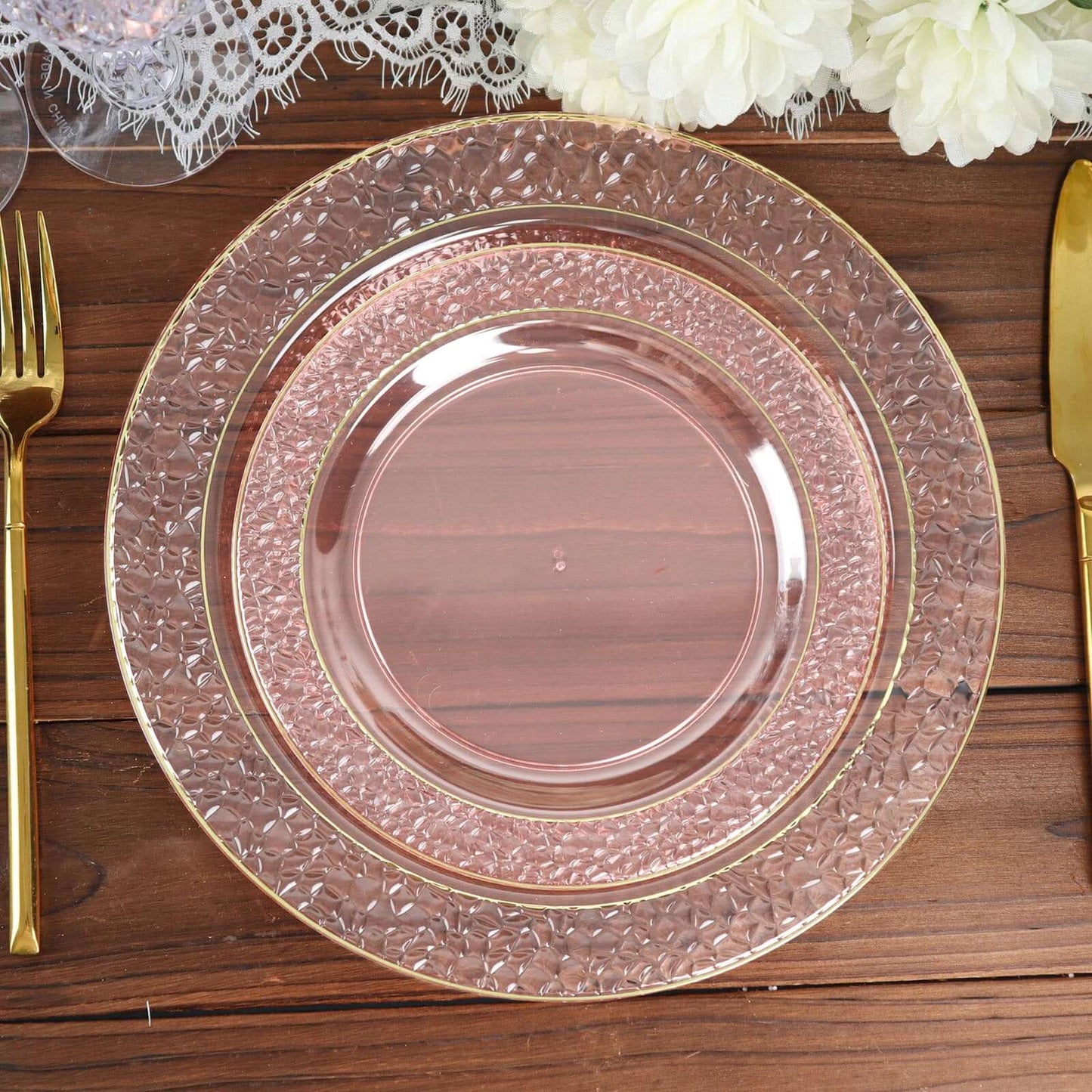 10-Pack Plastic 7.5" Round Appetizer Plates in Blush Hammered Design with Gold Rim - Disposable Salad Plates for Chic Banquets & Special Occasions