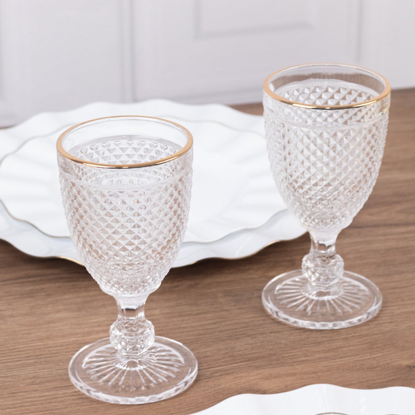 6-Pack Vintage Wine Glasses with Gold Rim and Embossed Diamond Pattern Clear - Crystal 8oz Short Stem Goblets for Cocktails 6"