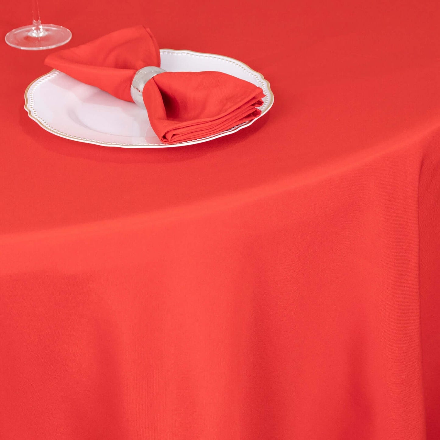 Premium Polyester 108" Round Tablecloth Red - Wrinkle-Resistant 220GSM Table Cover