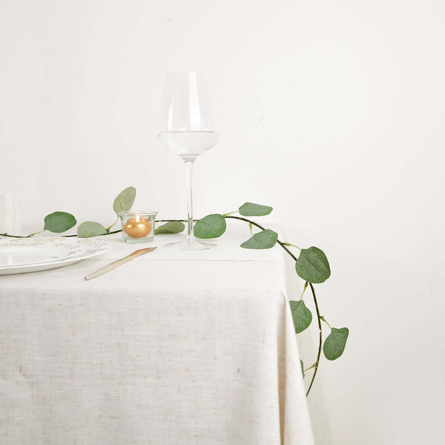 20 LED Vine String Lights Eucalyptus Leaf Design Green Warm White - Battery Operated Home DÃ©cor 7ft