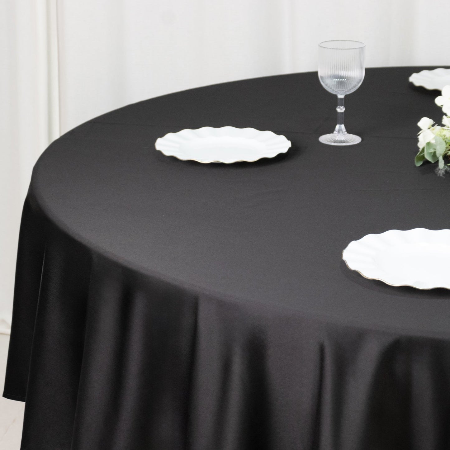 Fire Retardant Scuba Tablecloth â€“ 90’’ Round Black Wrinkle Free Stain Resistant Polyester Cover - Tablecloths