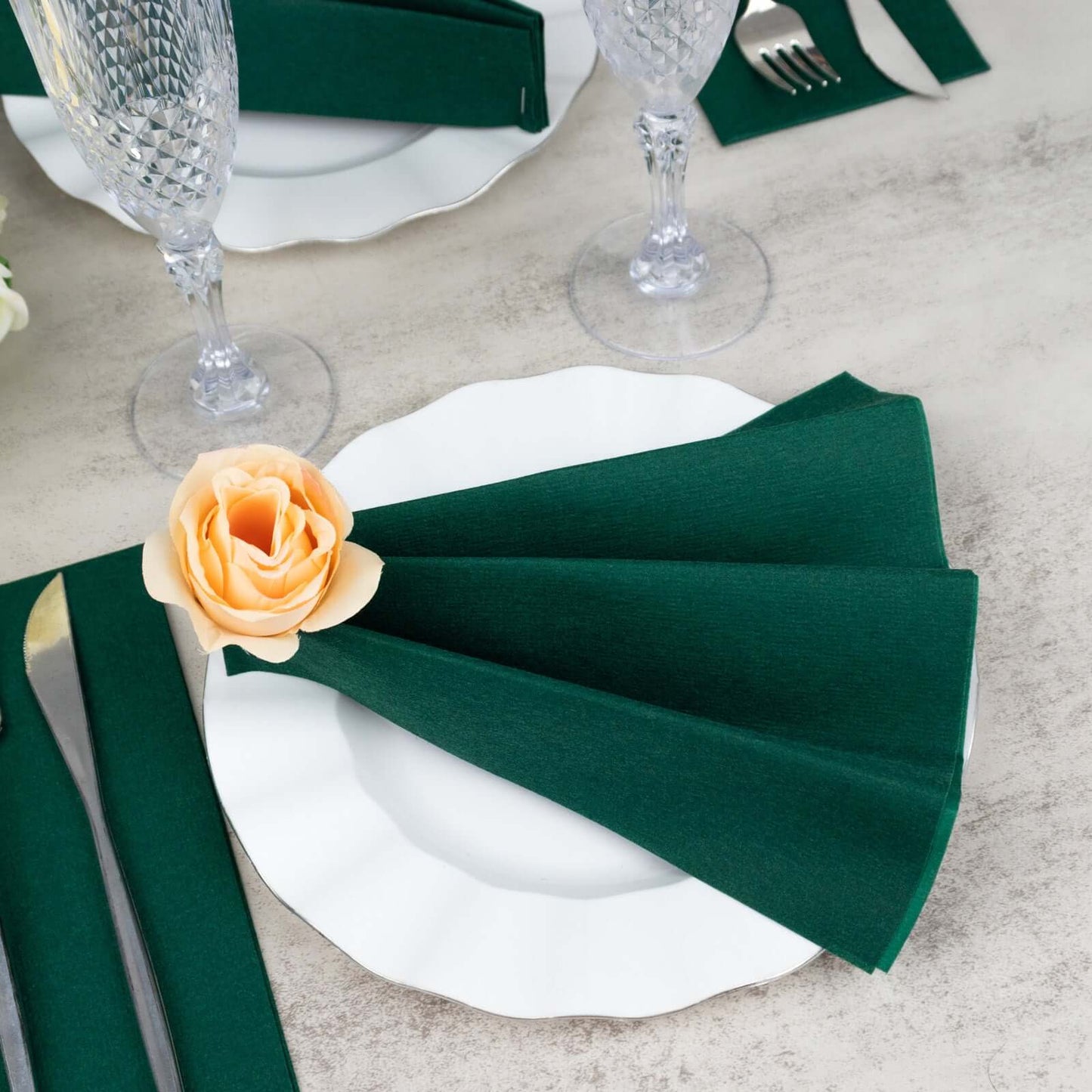 20 Pack Linen-Like Paper 8.5"x4" Napkins Hunter Emerald Green - Highly Absorbent & Disposable Airlaid Guest Towels