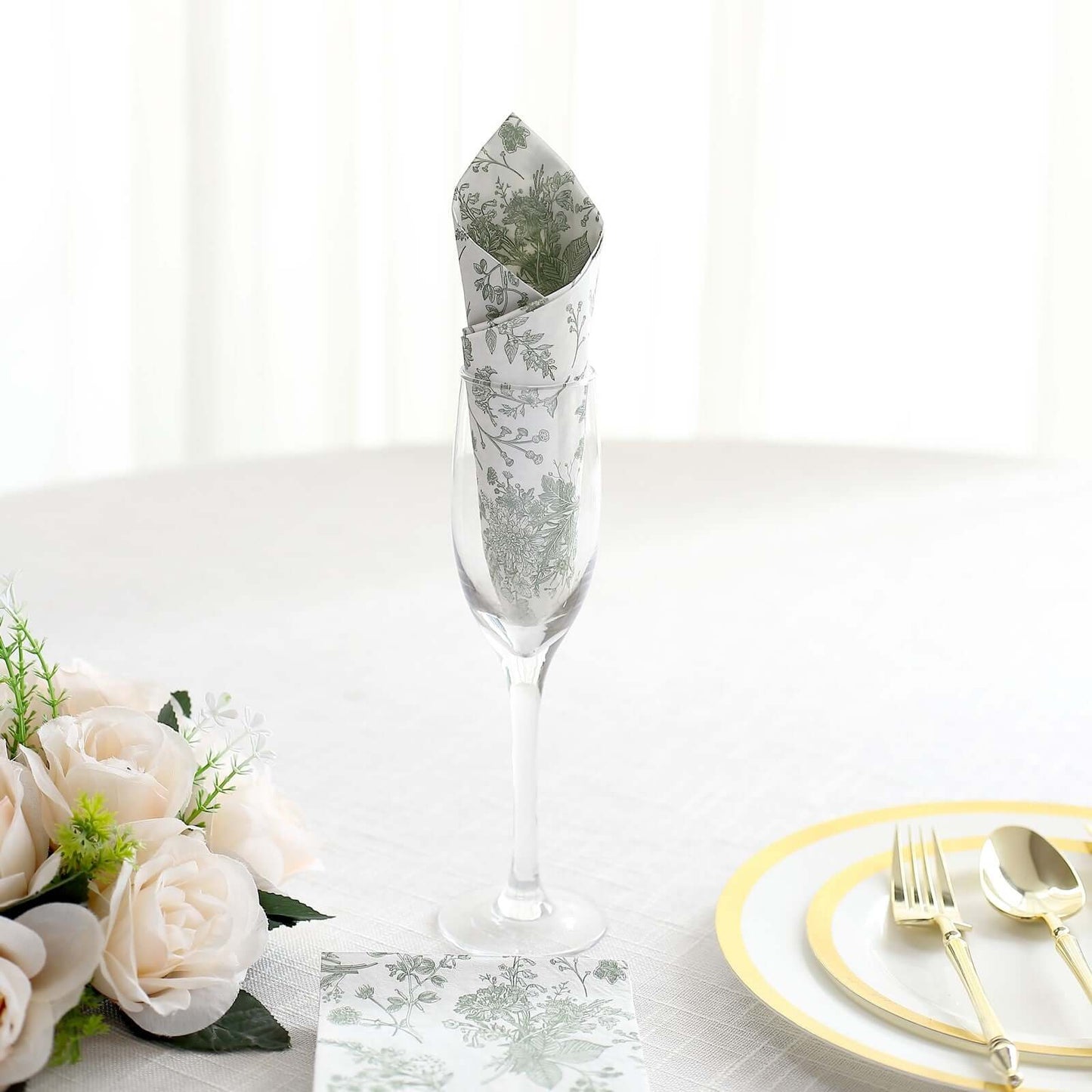 20-Pack Paper Dinner Napkins White/Sage Green with French Toile Pattern 2 Ply - Stylish Disposable Napkins for Parties