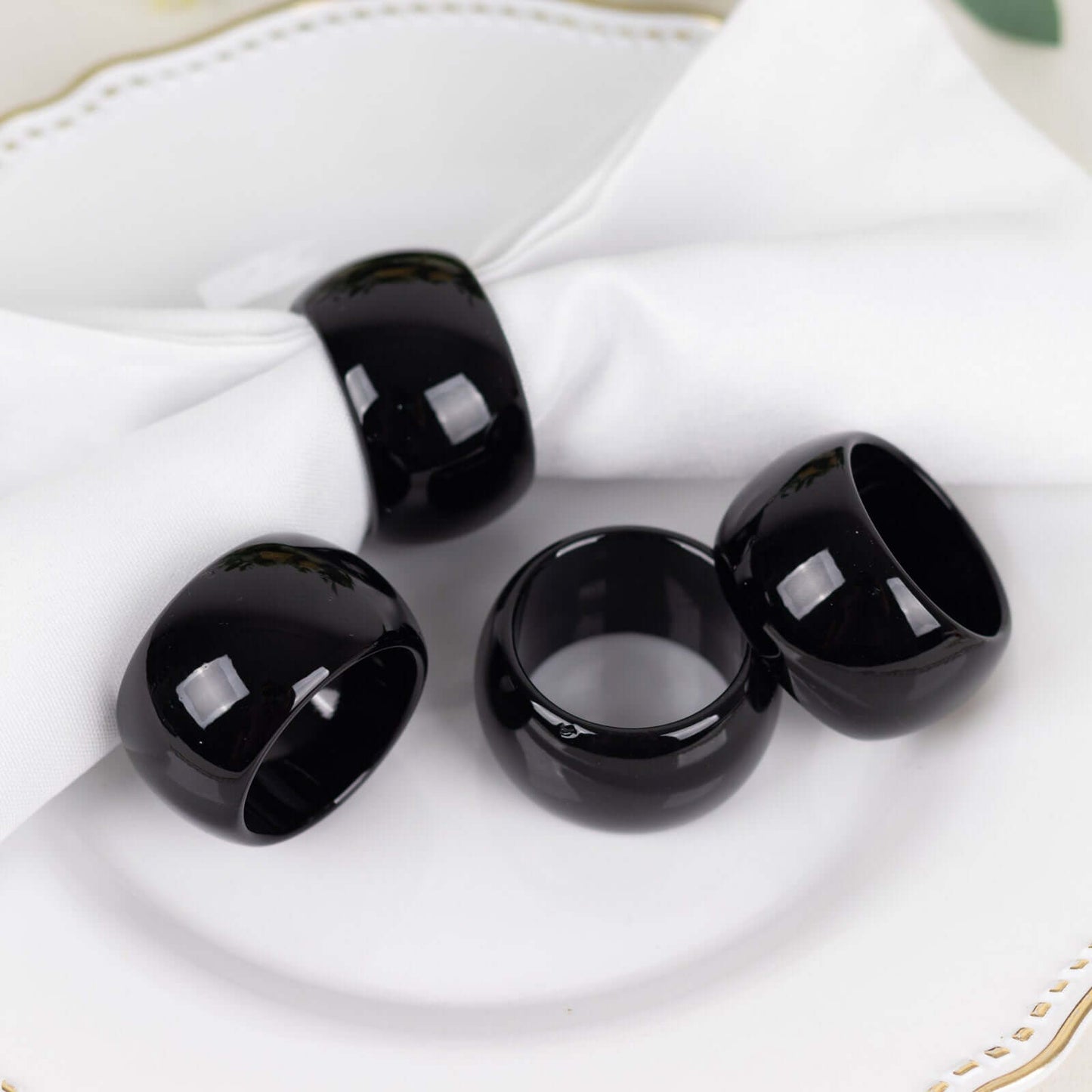 4 Pack Shiny Metallic Black Acrylic Napkin Rings
