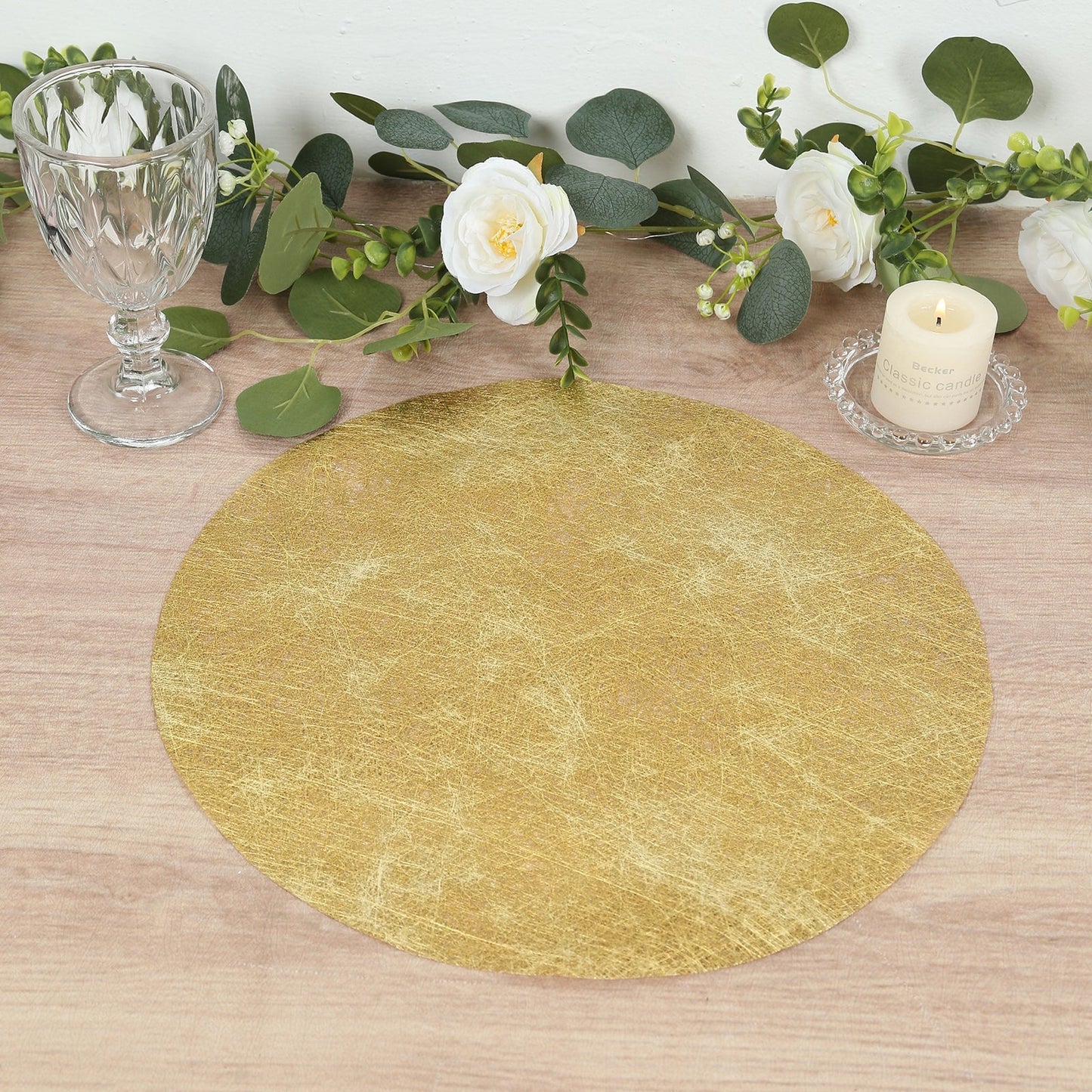 50 Pack Disposable Metallic Gold Placemats, 13" Non-Woven Mesh Fiber Round Table Mats for Dining & Events