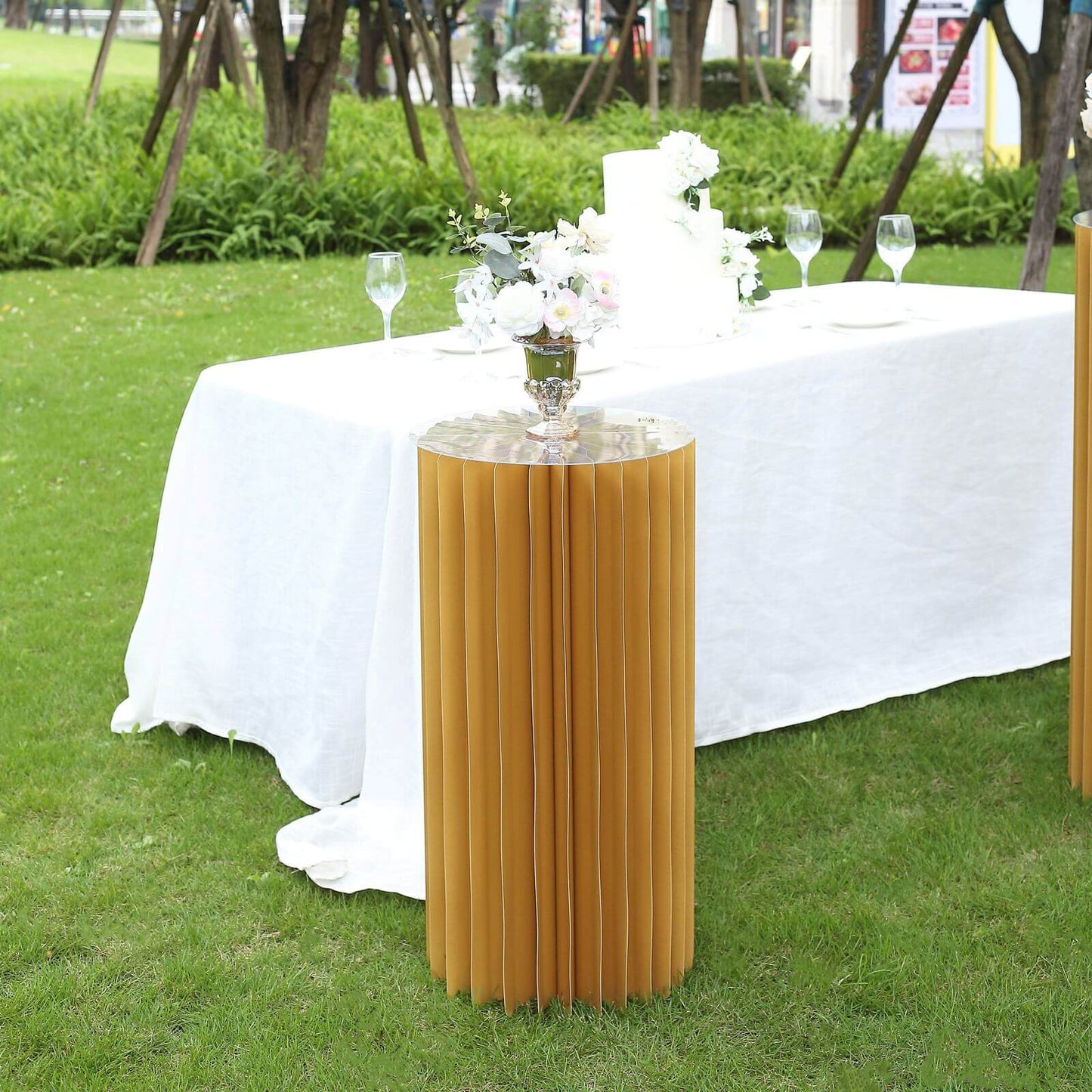 32" Gold Cylinder Display Column Stand, Pillar Pedestal Stand With Top Plate