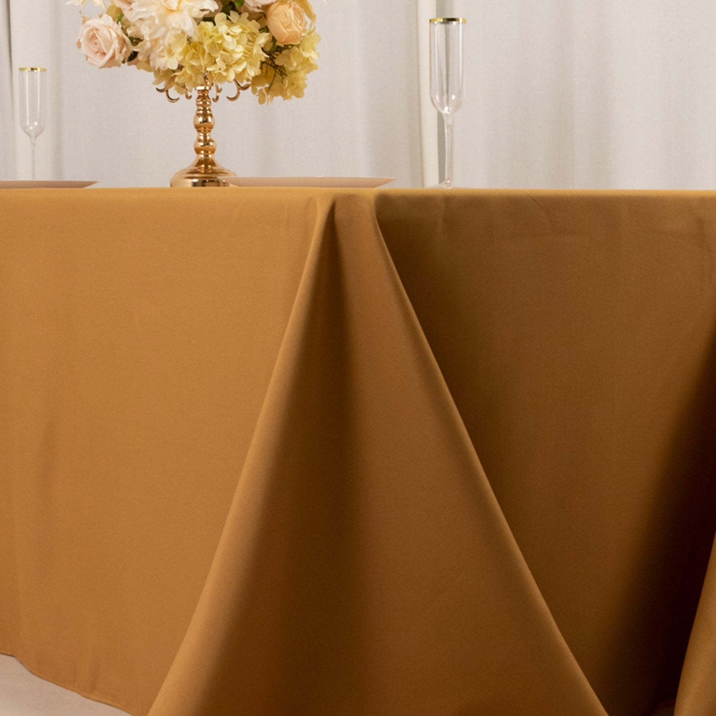 Premium Polyester 90"x132" Rectangle Tablecloth Gold - Seamless 220GSM Stain-Resistant Design for Luxurious Events
