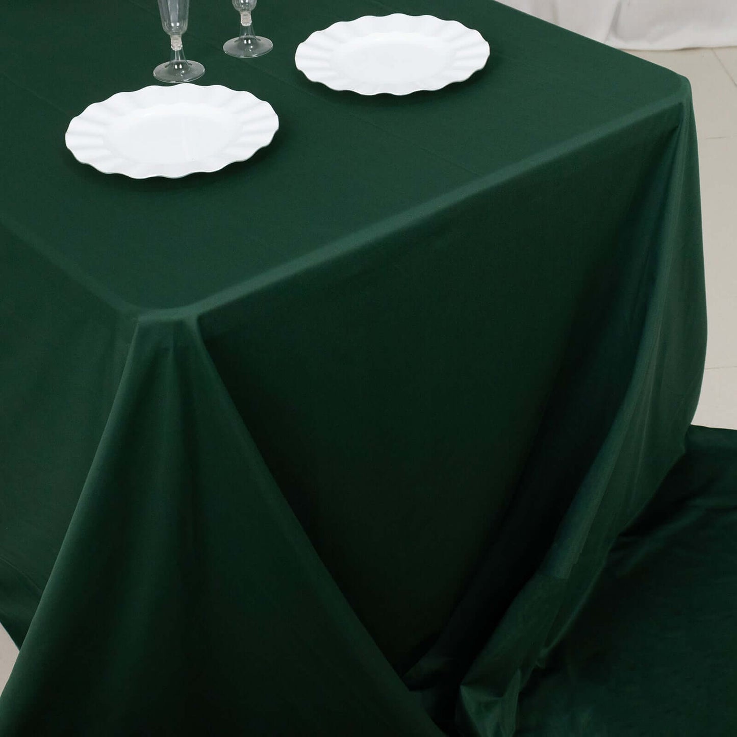 Scuba Rectangular 90"x156" Tablecloth Hunter Emerald Green - Wrinkle Free, Stain Resistant & Seamless Table Cover