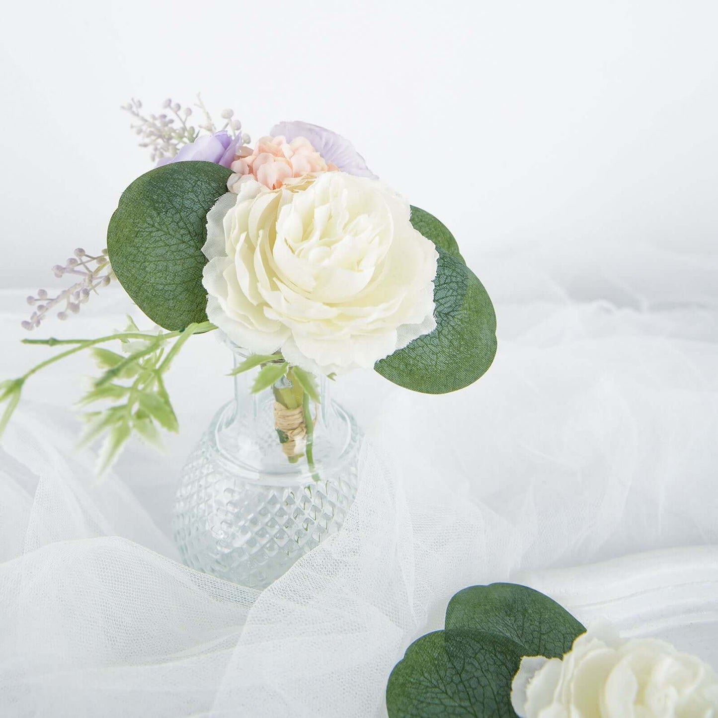 200 Pcs Artificial Eucalyptus Leaves Decor Frosted Green - Lifelike Faux Greenery Petals for Rustic-Themed Parties Arrangements & Decor Projects