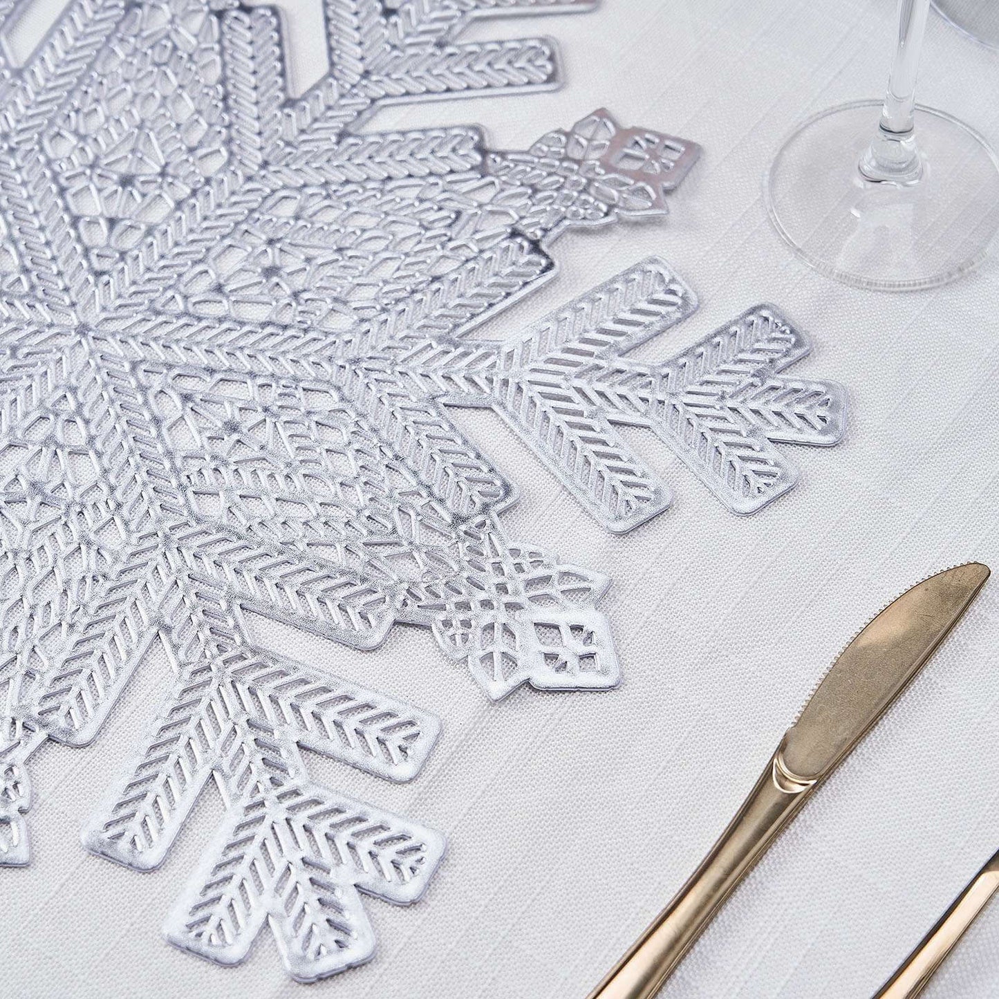 6-Pack Dining Table Mats Snowflake Design Silver - Vinyl Non-Slip Surface for Winter Decor 18"