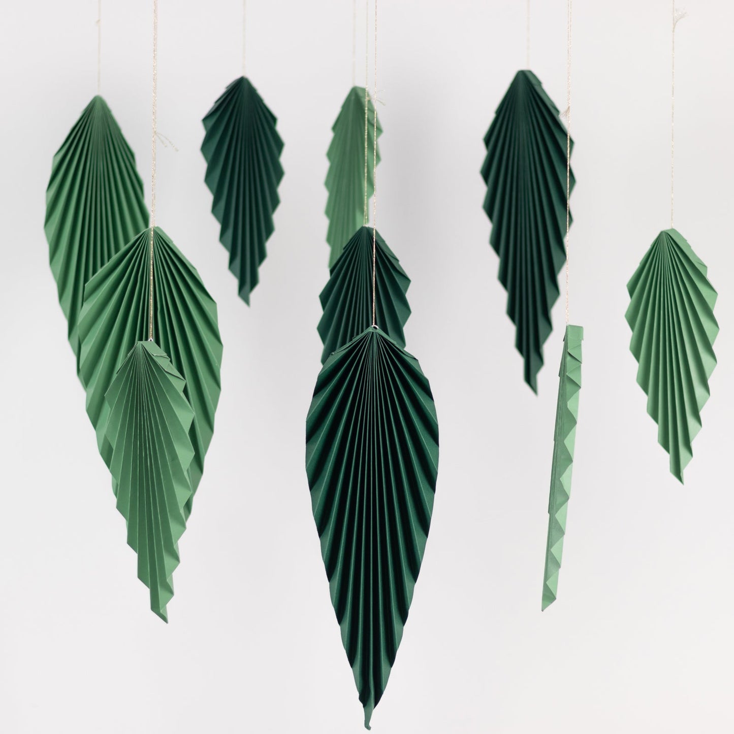 Set of 6 Mixed Green Leaves Hanging Paper Fans Backdrop Decor, Pre-Strung Foldable Tropical Palm Leaves Jungle Theme Party Supplies - 11",15"