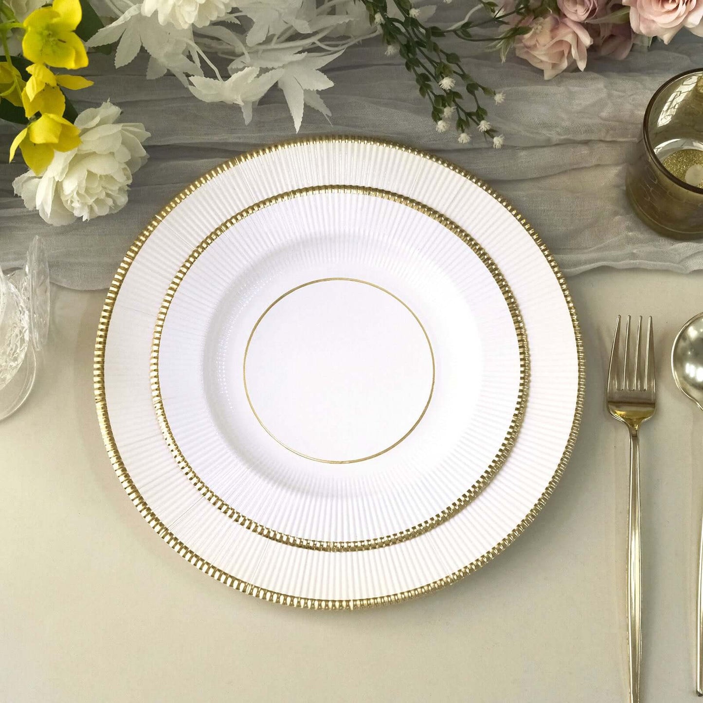 25-Pack Paper 8" Round Dessert Plates in White Sunray Design with Gold Rim - Disposable Heavy Duty 350GSM Appetizer Salad Plates for Banquets & Celebrations