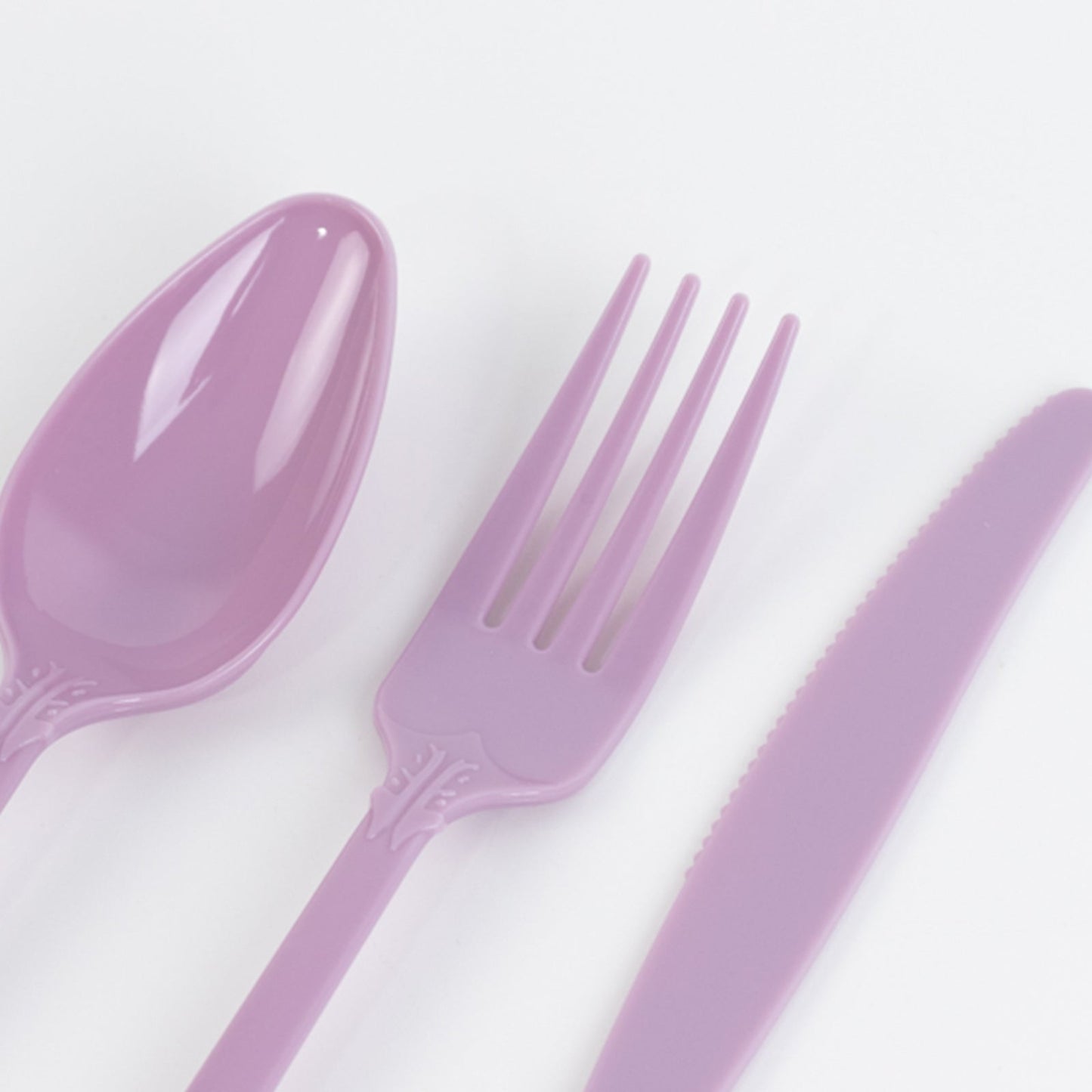 72 Pcs Plastic Silverware Set in Baroque Style Lavender Lilac - Heavy Duty Disposable Knife, Fork, and Spoon Set