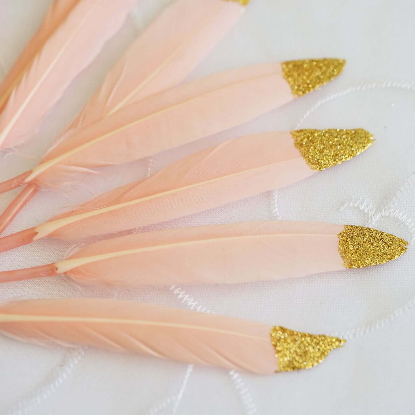 30-Pack Turkey Feathers Craft Feathers Glitter Gold Tip Blush - Decorative Feathers for DIY Party Projects