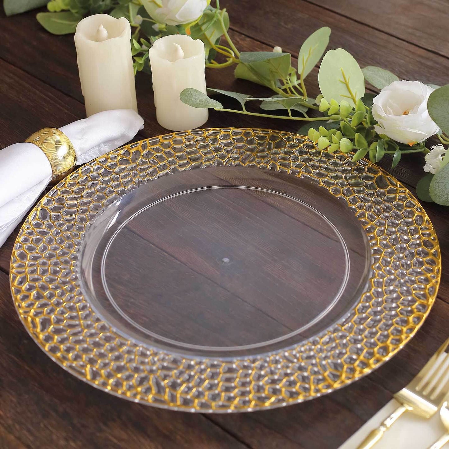 6-Pack Acrylic Round Charger Plates 13" in Clear with Gold Hammered Rim, Decorative Plastic Charger Tableware