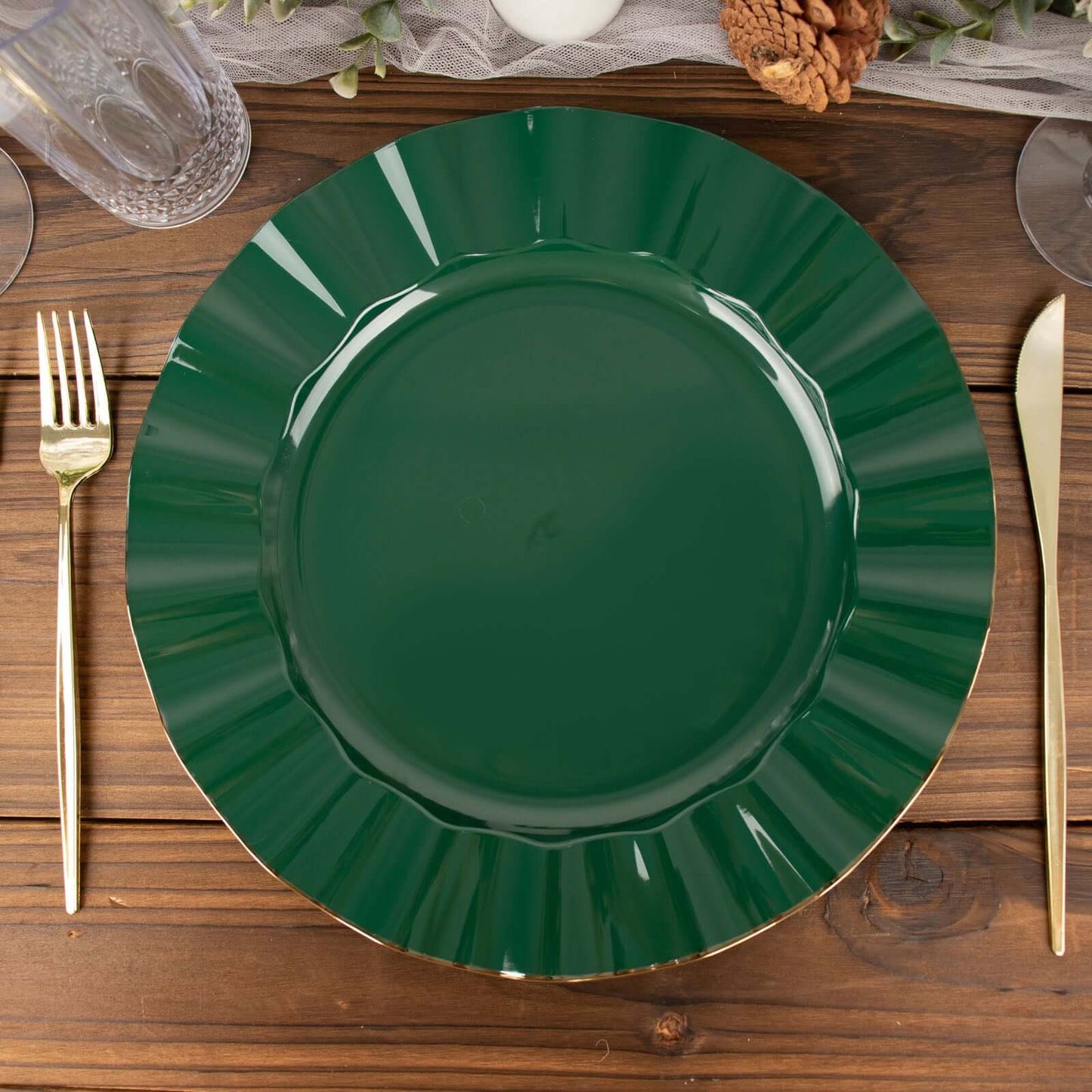10-Pack Plastic 11" Round Dinner Plates in Hunter Emerald Green Ruffled Rim with Gold Edging - Sturdy Disposable Dinnerware