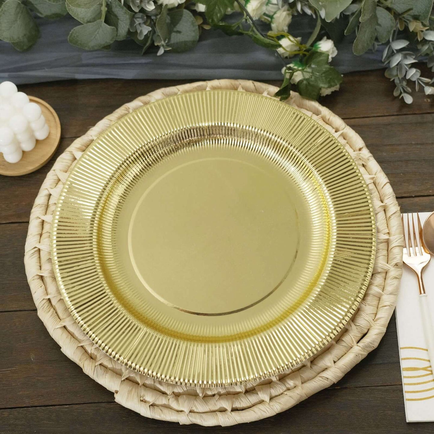 25-Pack Paper 10" Round Dinner Plates in Metallic Gold Sunray Design - Disposable Heavy Duty 350GSM Party Plates