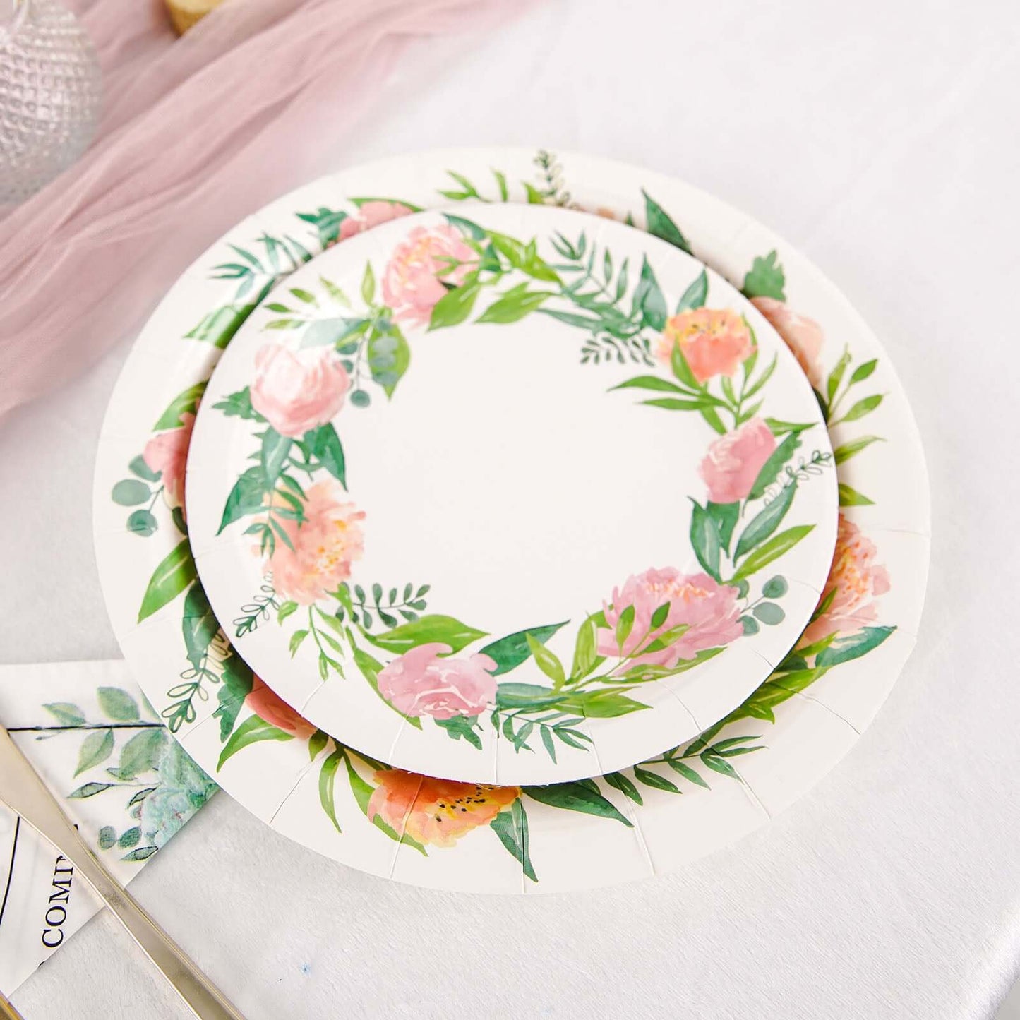 25-Pack Paper 9" Round Dinner Plates in White with Rose/Peony Flower Wreath - Disposable Party Plates for Bridal Showers & Garden Parties