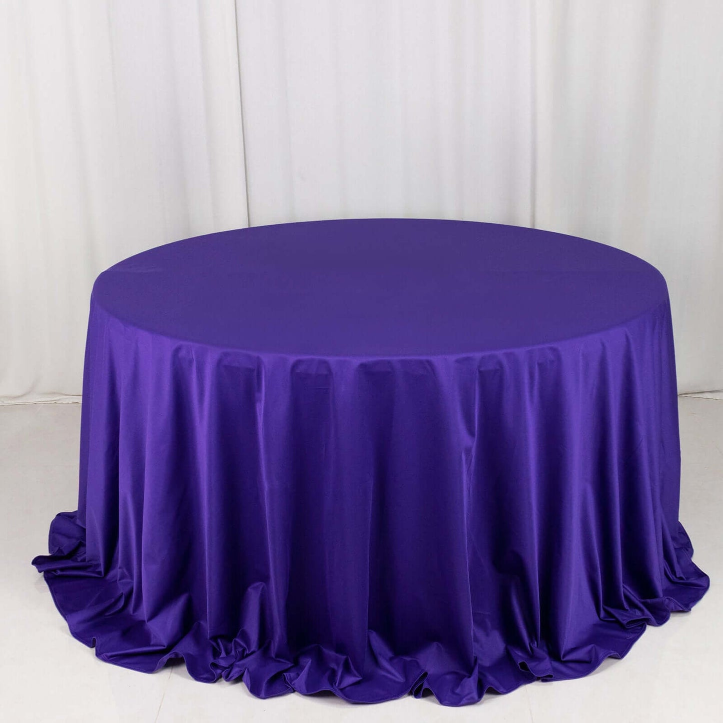 Scuba Round 132" Tablecloth Purple - Wrinkle Free & Stain Resistant Seamless Table Cover