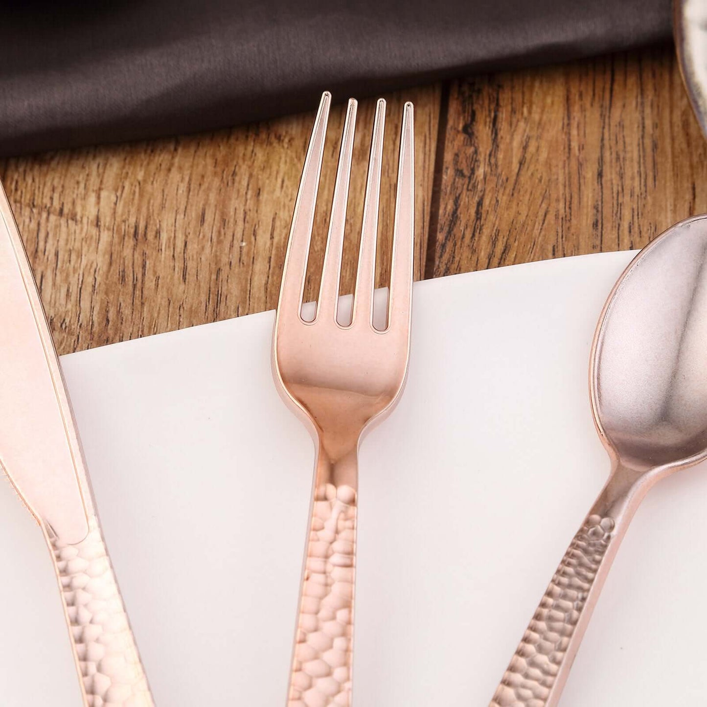24-Pack Plastic Forks with Hammered Style Rose Gold - Heavy Duty Disposable Silverware 7"
