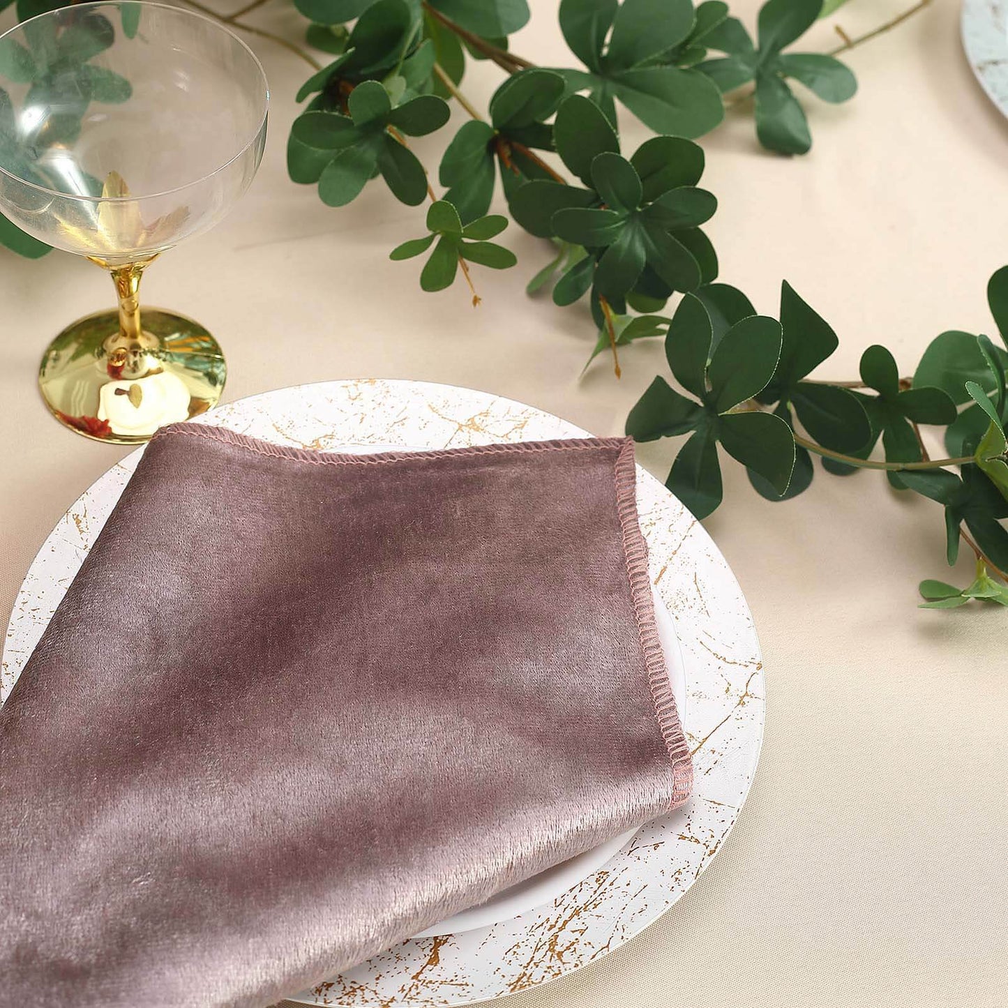 5 Pack Premium Velvet 20"x20" Napkins Mauve - Soft Sheen Finish Cloth Napkins