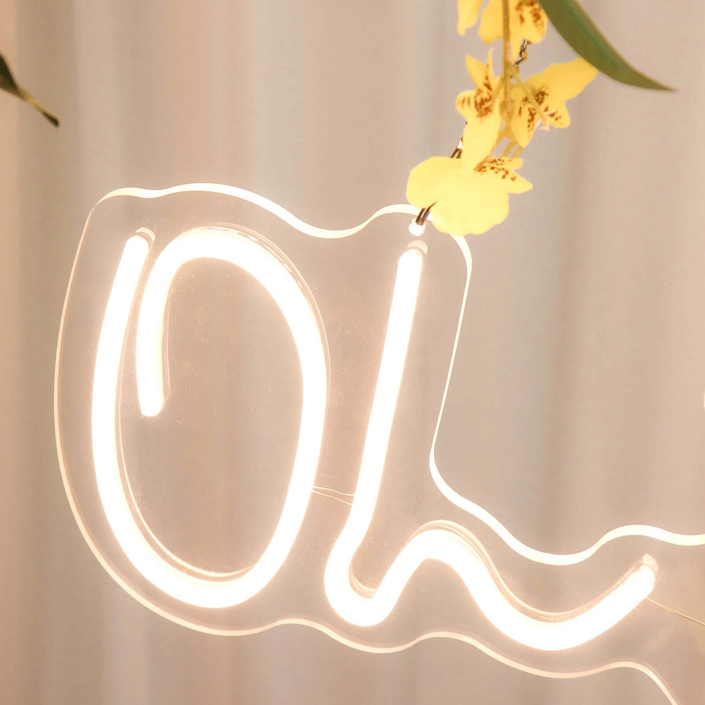 26" Oh Baby Neon Light Sign, LED Reusable Wall DÃ©cor Lights With 5ft Hanging Chain