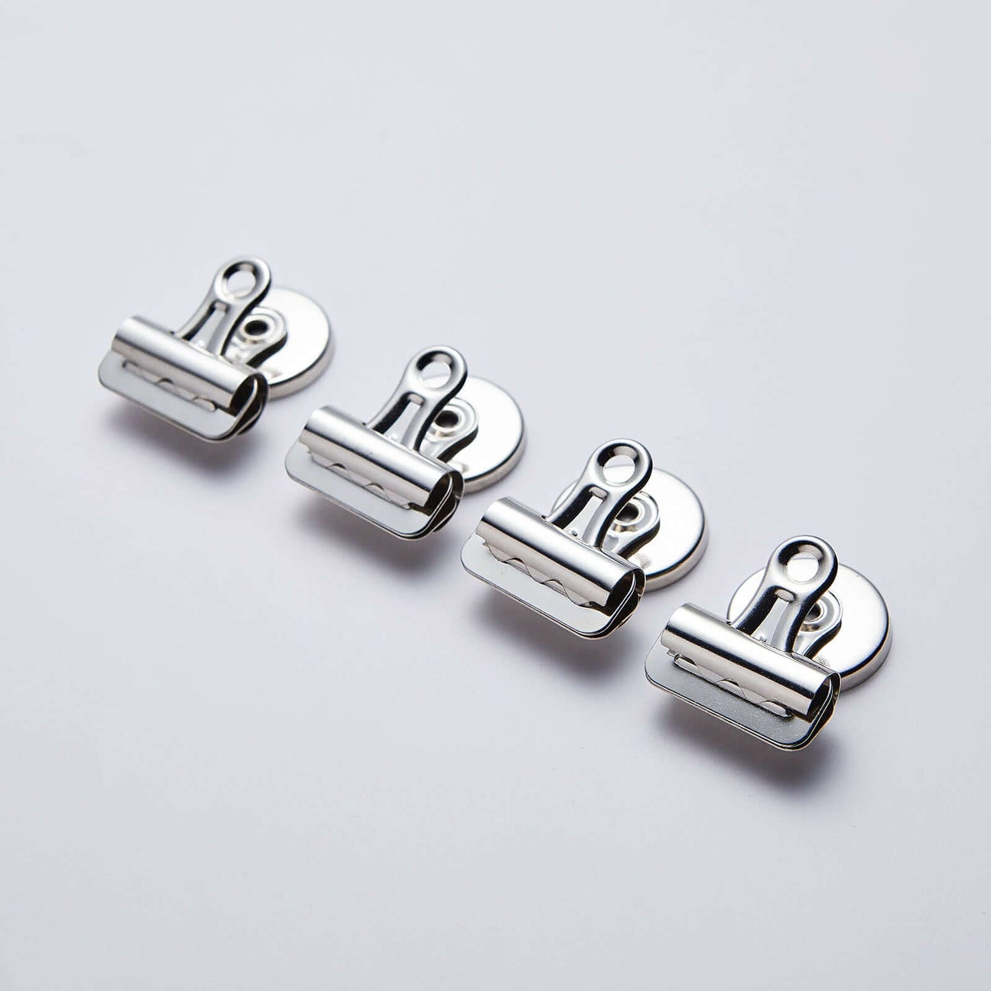 4 Pack 7.5oz Capacity Stainless Steel Heavy Duty Magnet Clips, Silver Refrigerator Bulldog Clips