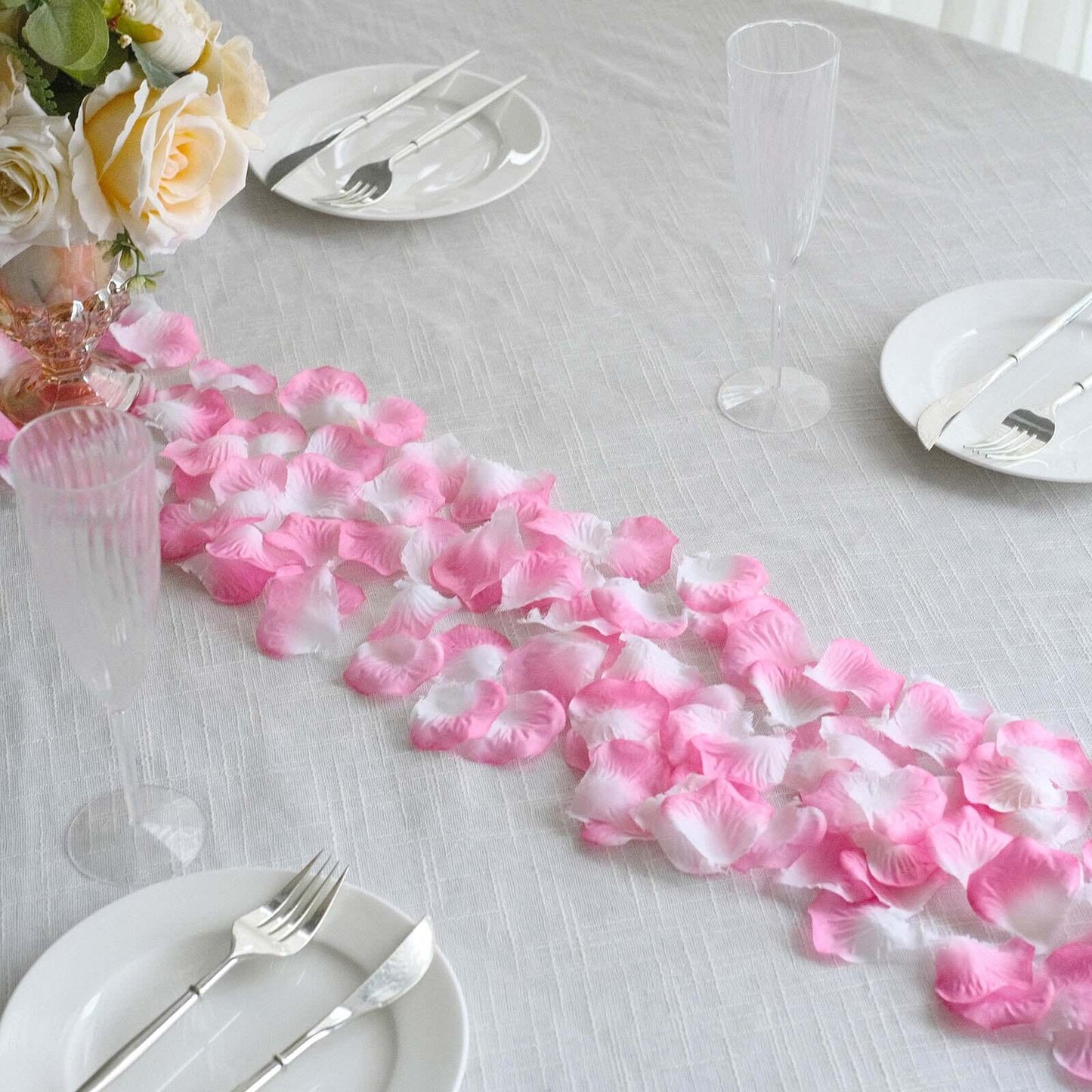 500-Pack Rose Petals Round Design White Pink Silk Confetti - Decorative Scatters for Tables and Floors
