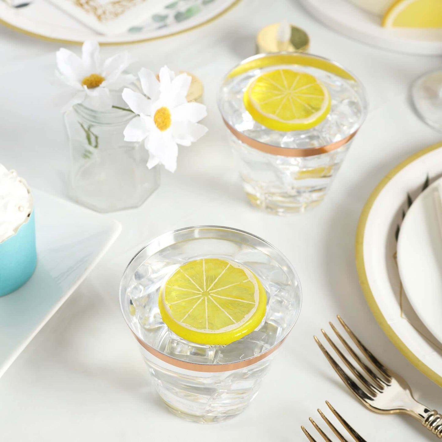 12-Pack Plastic Party Squat Cups Clear with Rose Gold Rim - Stylish Disposable Tumblers for Banquets & Special Occasions 10oz