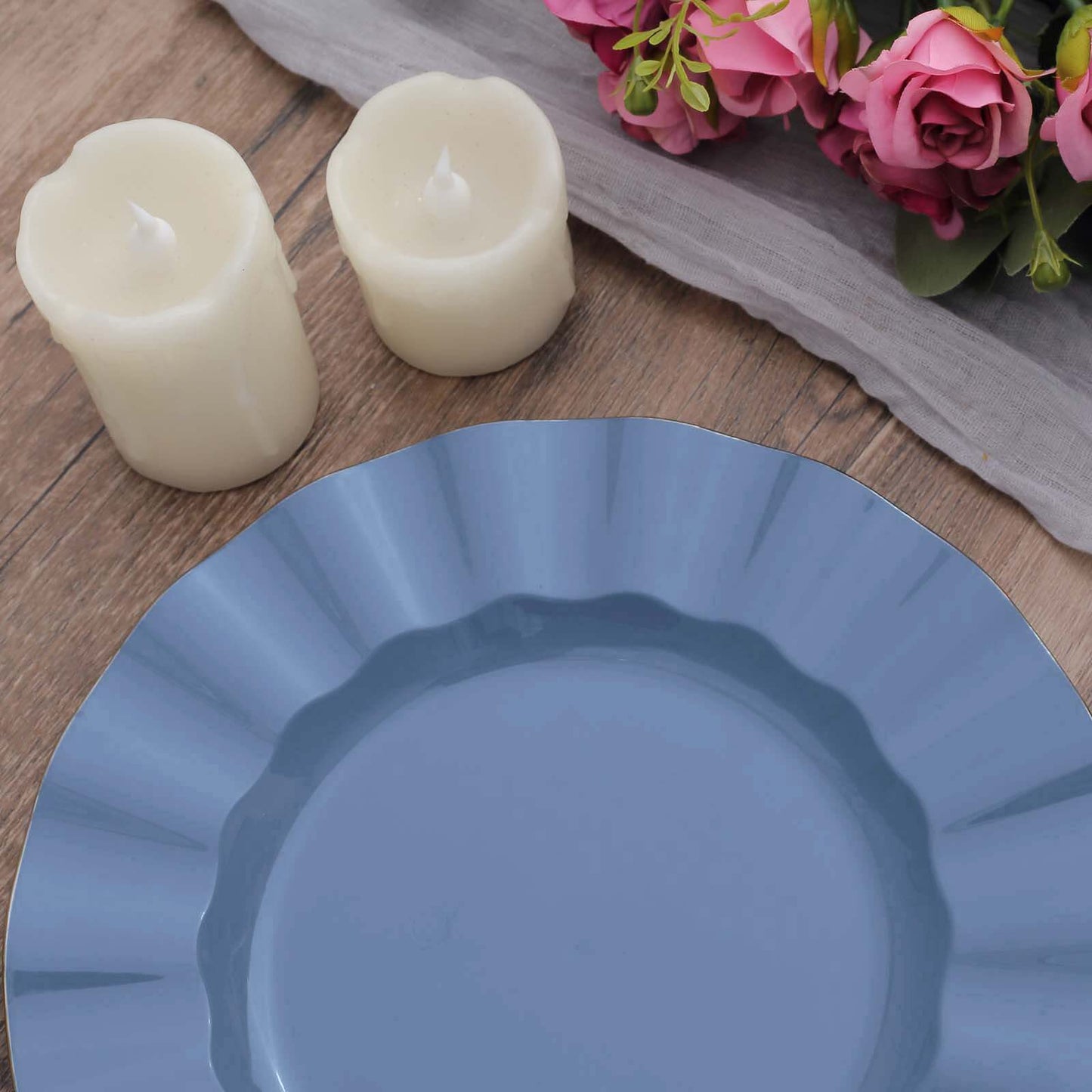 10-Pack Plastic 9" Round Dinner Plates in Ocean Blue Ruffled Rim with Gold Edging - Sturdy Disposable Dinnerware