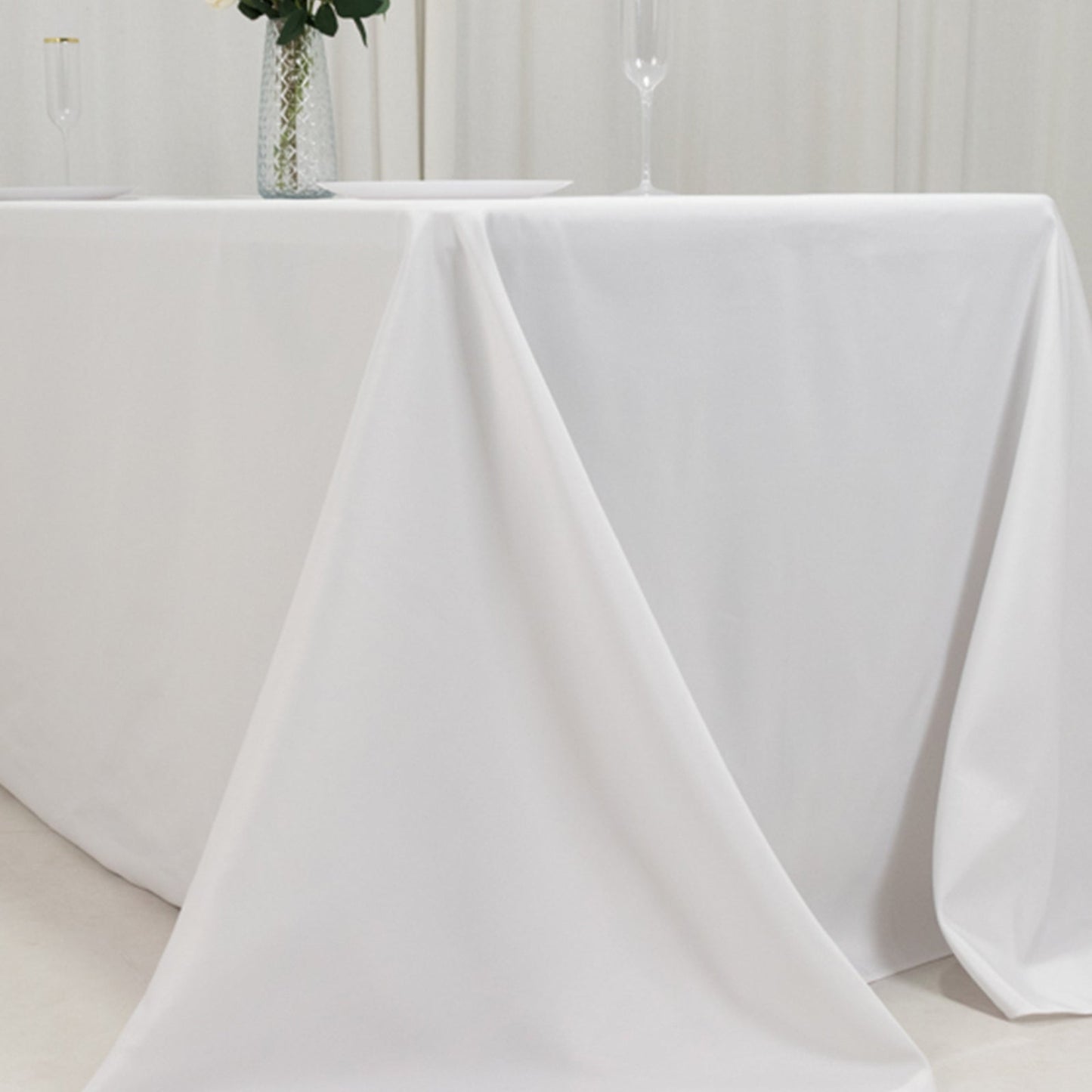 Fire Retardant Premium Polyester 90"x132" Rectangular Tablecloth White - Stylish High-Performance Seamless Table Cover for Large Gatherings