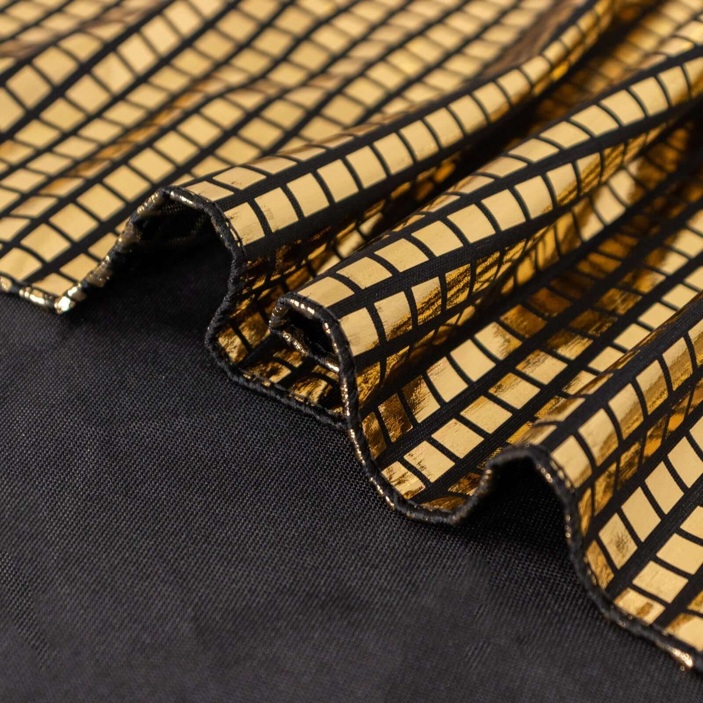 5 Pack Polyester 20"x20" Napkins Black with Reflective Gold Foil for Luxe Events & Retro Themes