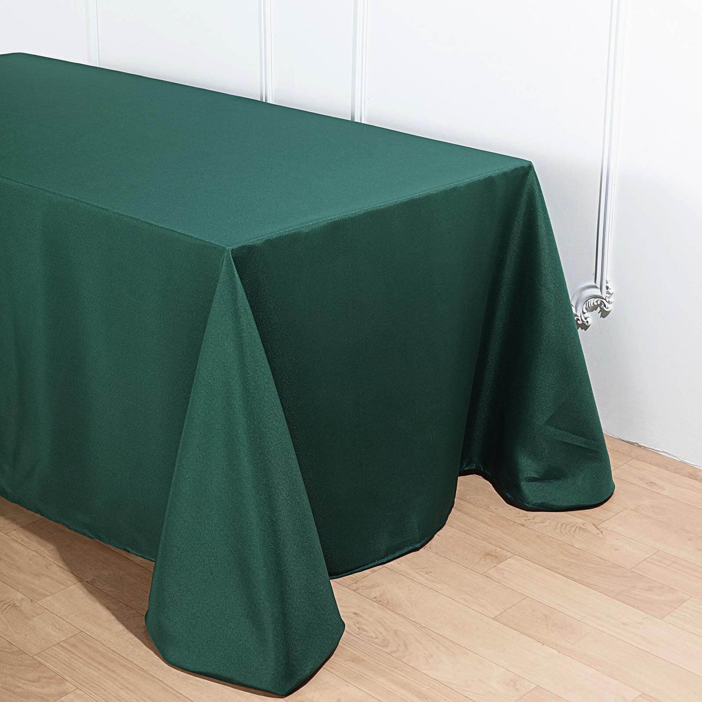 Polyester 90"x156" Rectangle Tablecloth Hunter Emerald Green - Seamless Wrinkle-Resistant Table Cover