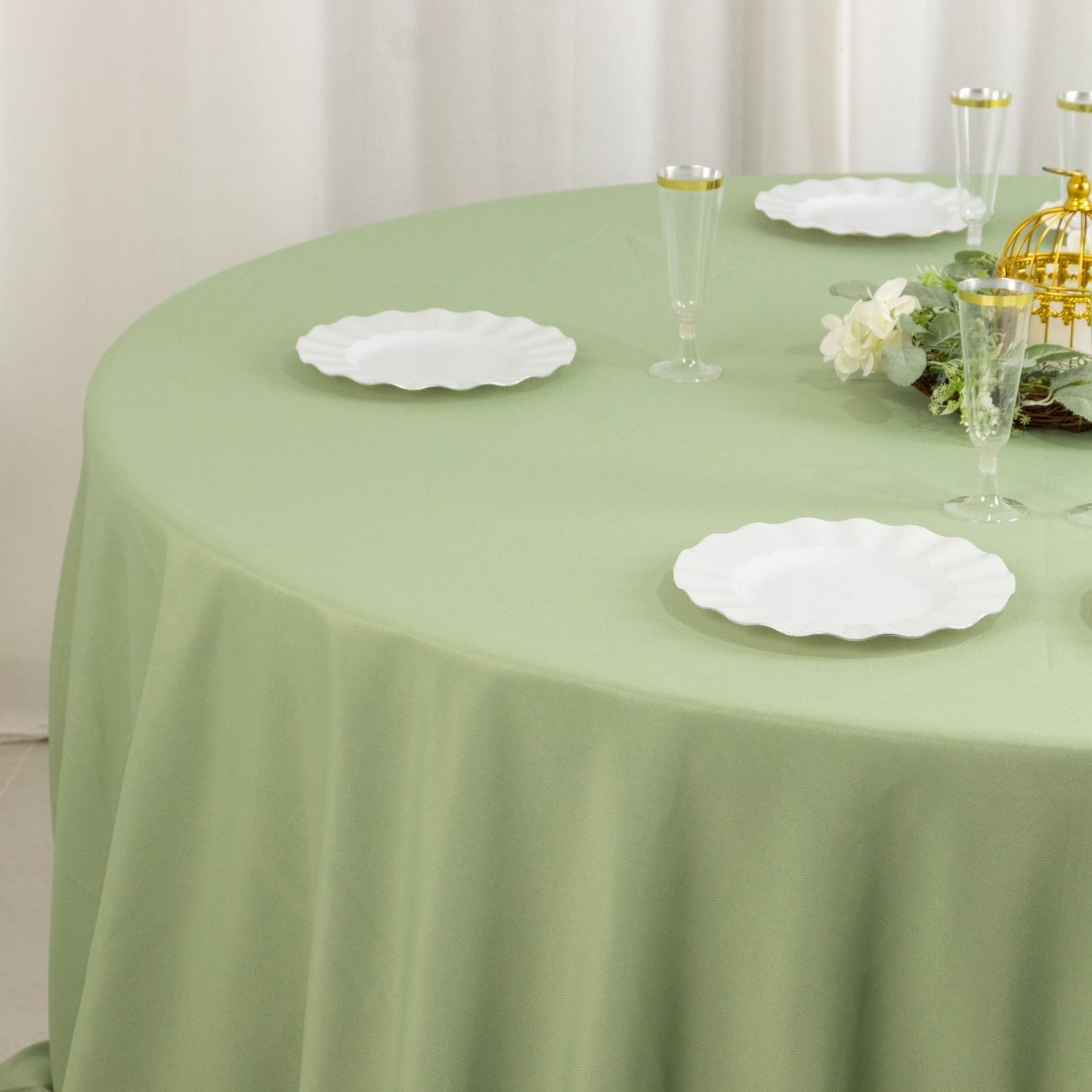 Premium Polyester 132" Round Tablecloth Sage Green - Seamless 220GSM Wrinkle-Resistant Table Cover
