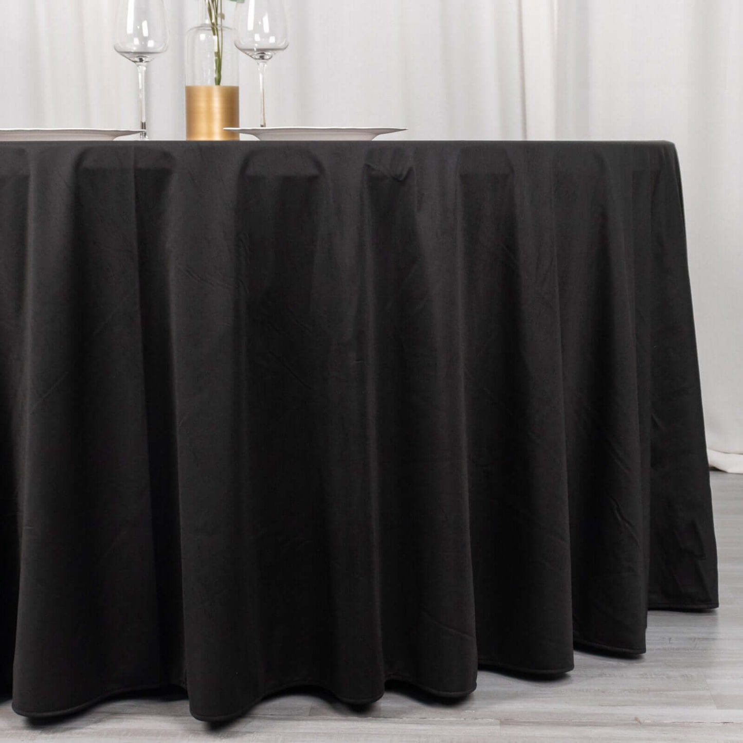 Scuba Round 120" Tablecloth Black - Wrinkle Free & Stain Resistant Seamless Table Cover for Weddings & Events