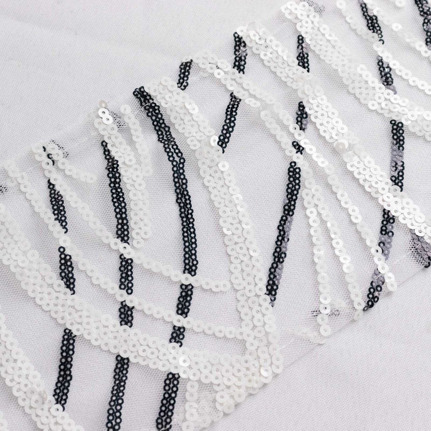 5 Pack Chair Sashes with Wave Embroidered Sequins White/Black 6"x88" - Stylish Glittering Decor for Weddings