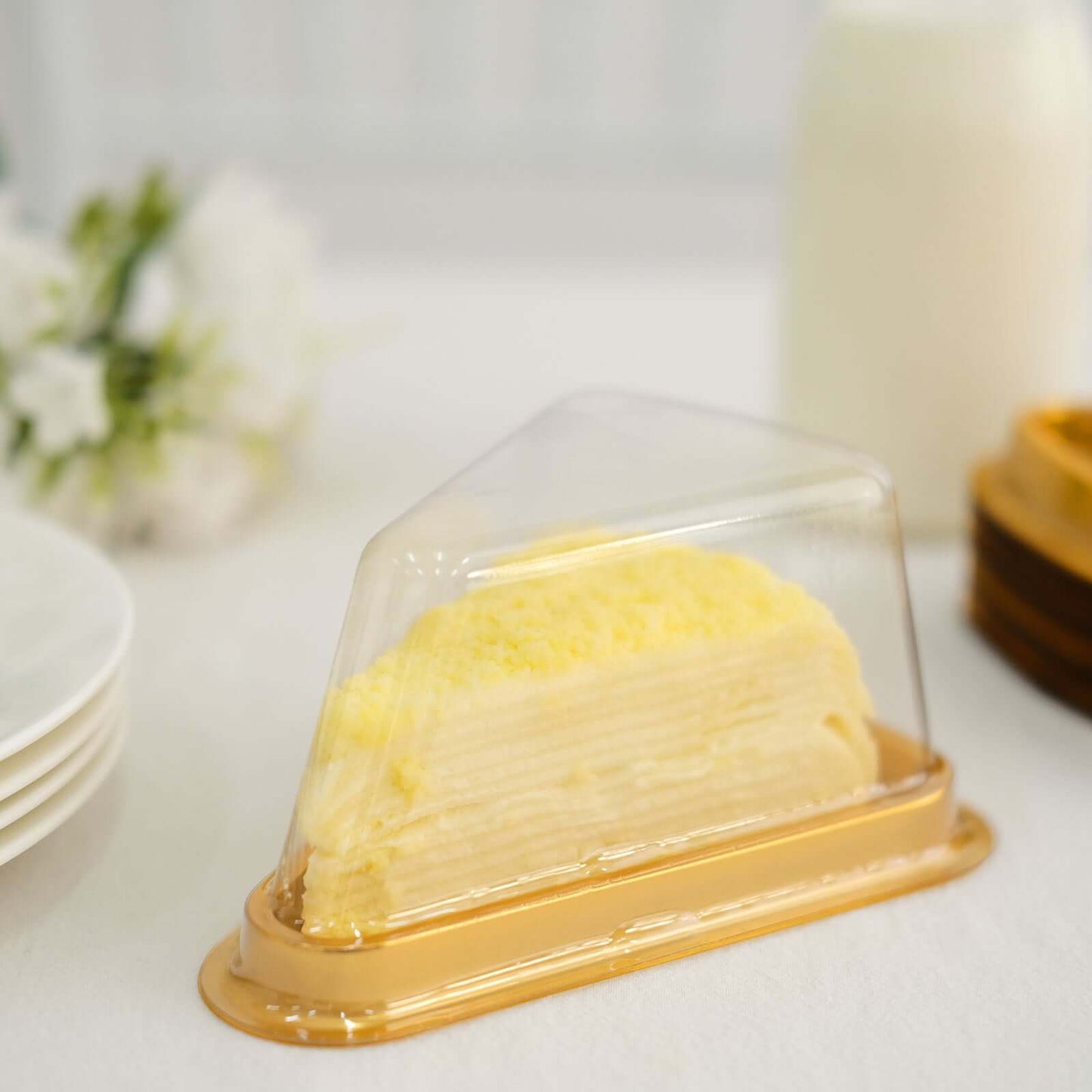 50-Pack Plastic Cake Slice Favor Containers Gold/Clear - Chic Individual Cheesecake Pie Party Favor Boxes with Lid for Events & Catering 6"x4.5"x2.5"