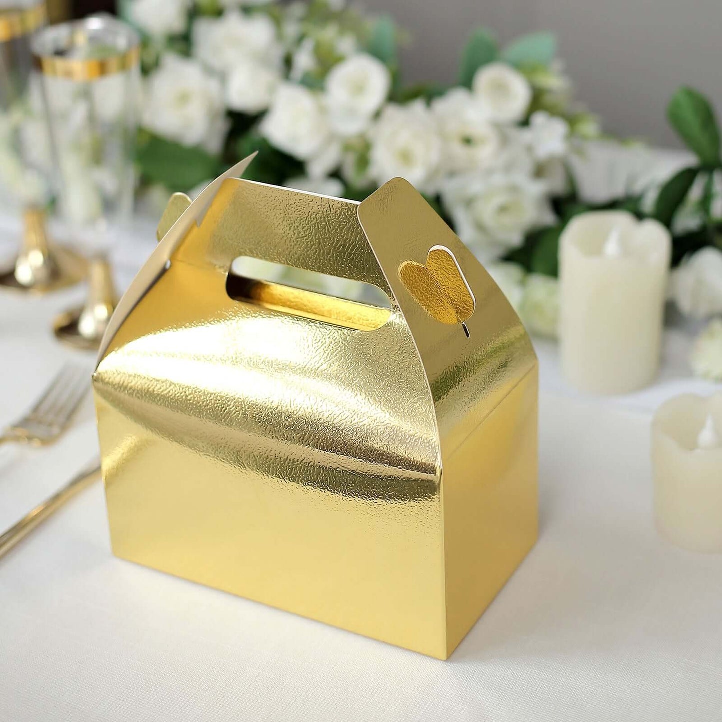 25 Pack Metallic Gold Candy Gift Tote Gable Boxes, Party Favor Treat Bags - 6"x3.5"x7"
