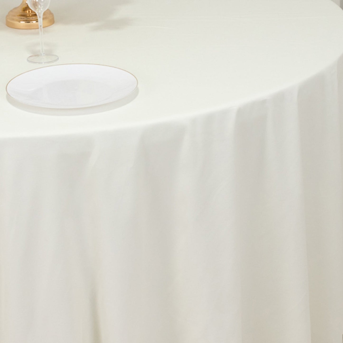 Cotton Blend 120" Round Tablecloth Ivory - Seamless Wrinkle-Resistant Table Cover